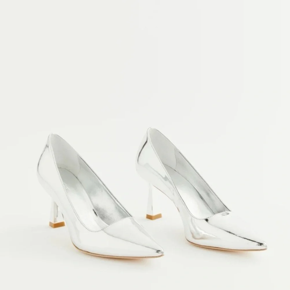 Reformation Milano Pumps In Silver Size 8